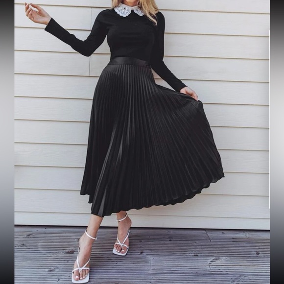Boho black pleated midi skirt - Picture 4 of 4